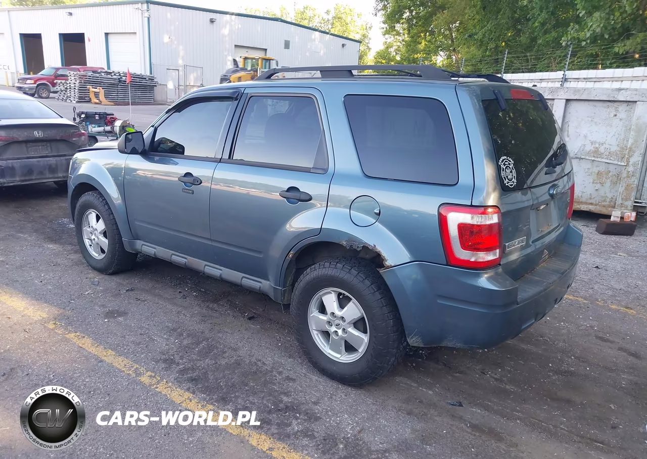 2011 Ford Escape Xlt VIN:1FMCU9D79BKB38734 - 3