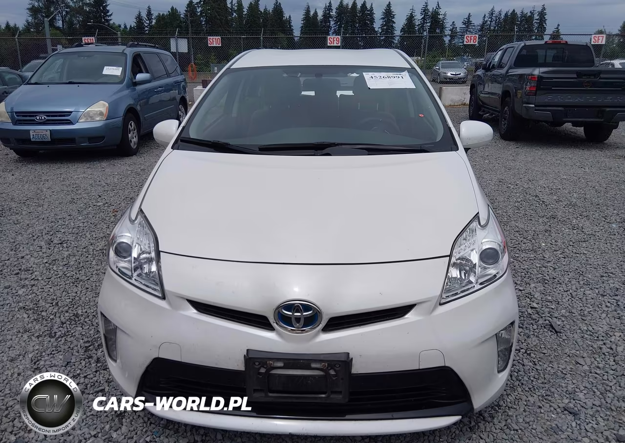 2015 Toyota Prius Two VIN:JTDKN3DU2F0482956 - 12