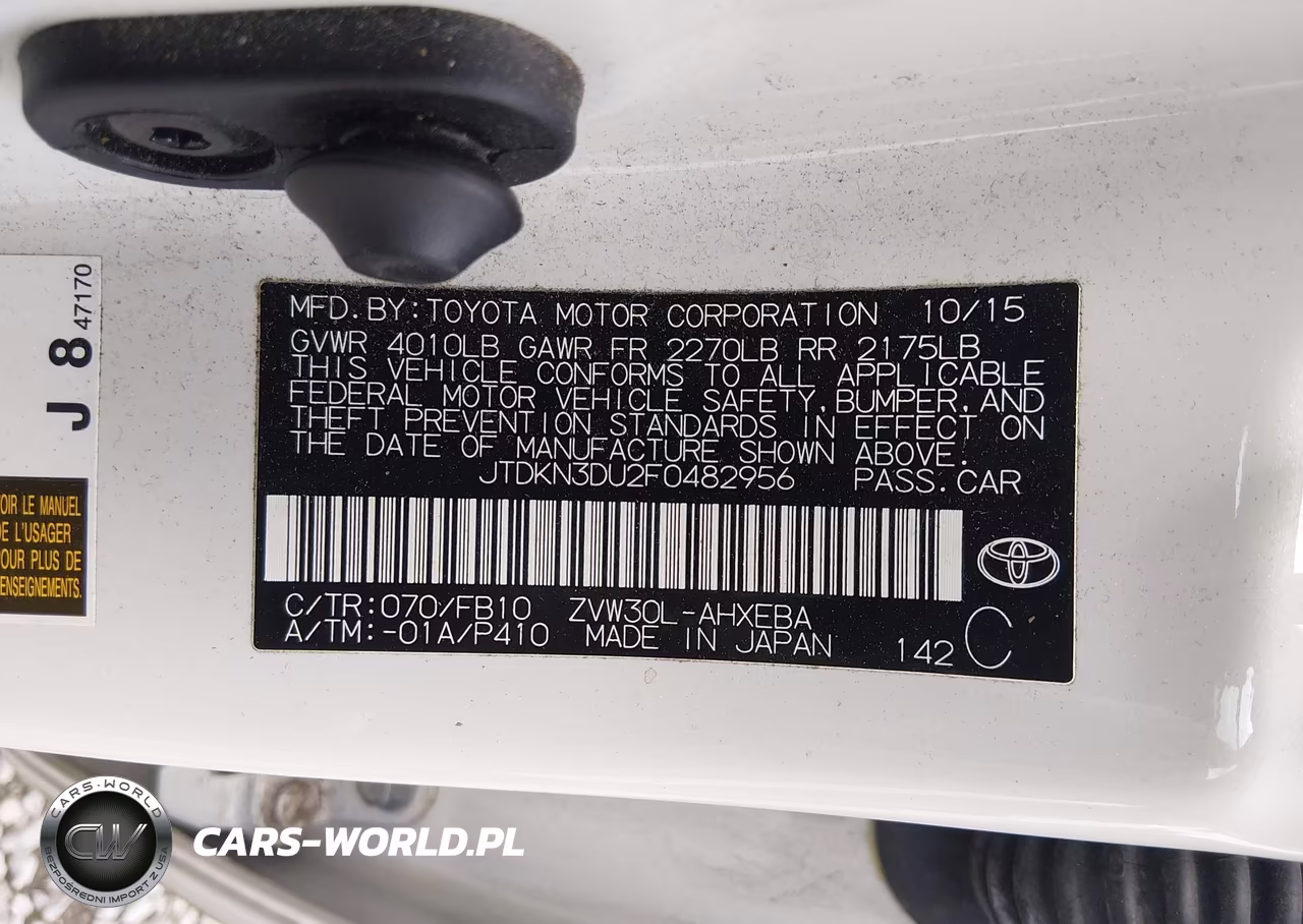 2015 Toyota Prius Two VIN:JTDKN3DU2F0482956 - 9