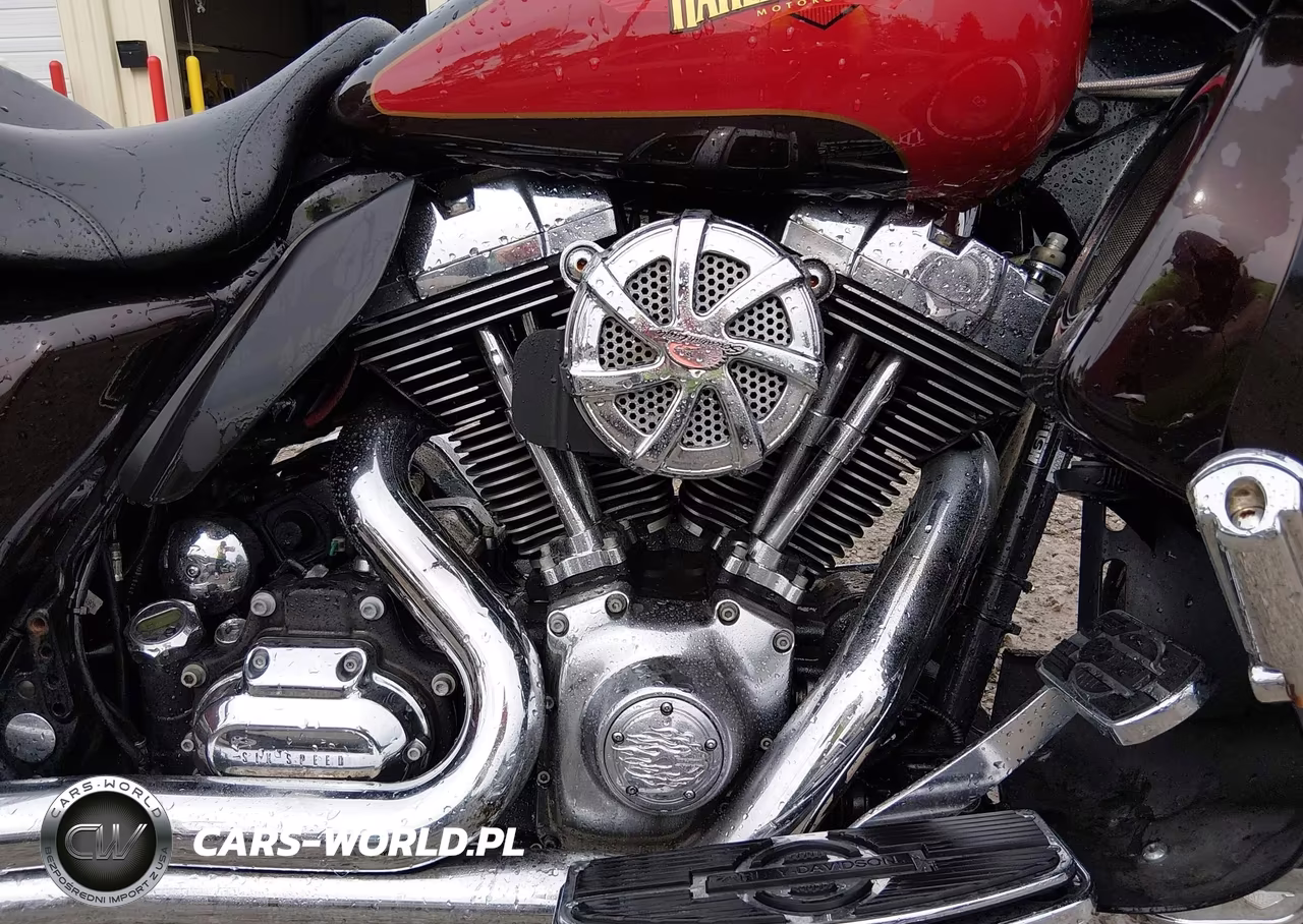 2010 Harley-Davidson Flhtcu VIN:1HD1FC41XAB630071 - 8