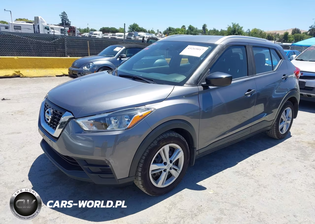 2018 Nissan Kicks S VIN:3N1CP5CU4JL514221 - 2