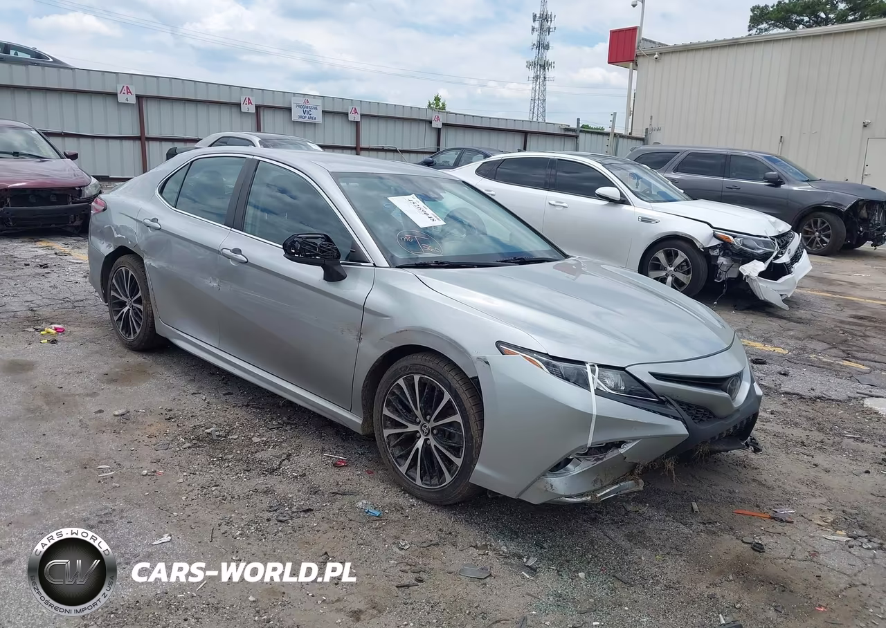 2020 Toyota Camry Se