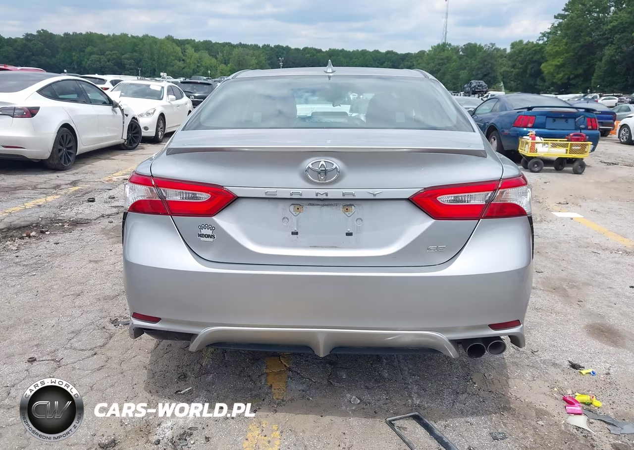 2020 Toyota Camry Se VIN:4T1G11AK4LU360883 - 16