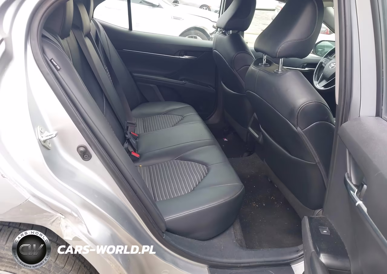 2020 Toyota Camry Se VIN:4T1G11AK4LU360883 - 8