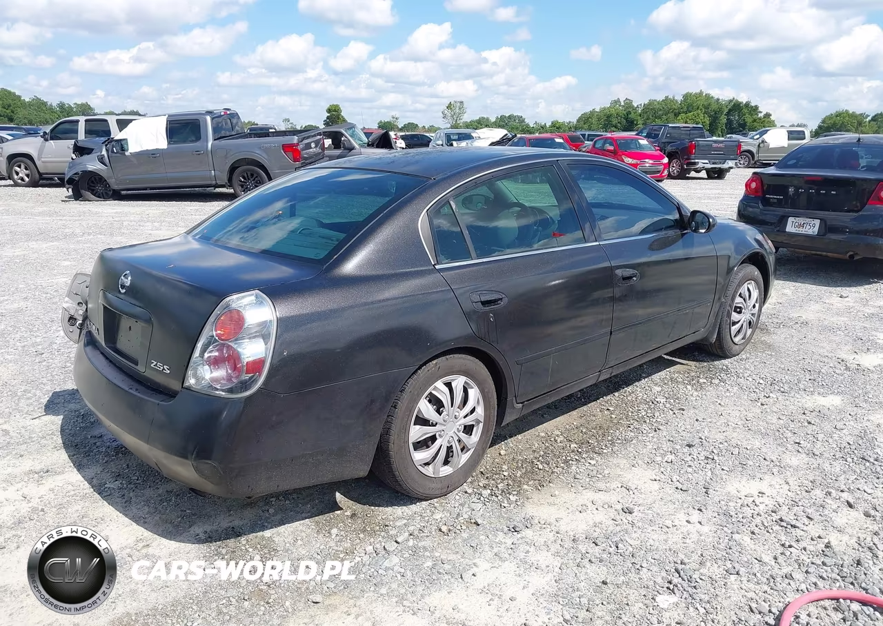 2005 Nissan Altima 2.5 S VIN:1N4AL11D25C205706 - 4