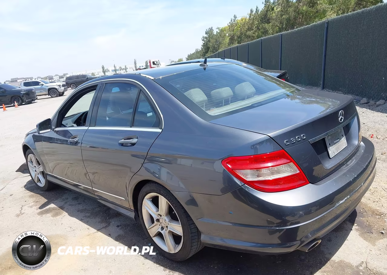 2011 Mercedes-Benz C 300 Sport VIN:WDDGF5EB2BR176881 - 15