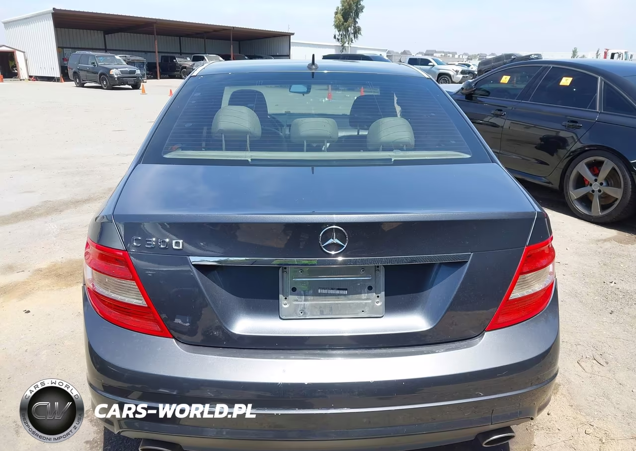 2011 Mercedes-Benz C 300 Sport VIN:WDDGF5EB2BR176881 - 17