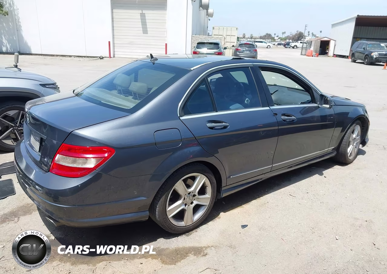 2011 Mercedes-Benz C 300 Sport VIN:WDDGF5EB2BR176881 - 4