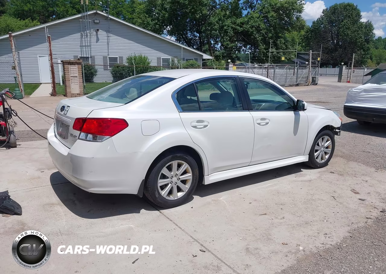 2012 Subaru Legacy 2.5I Premium VIN:4S3BMBC68C3031069 - 4