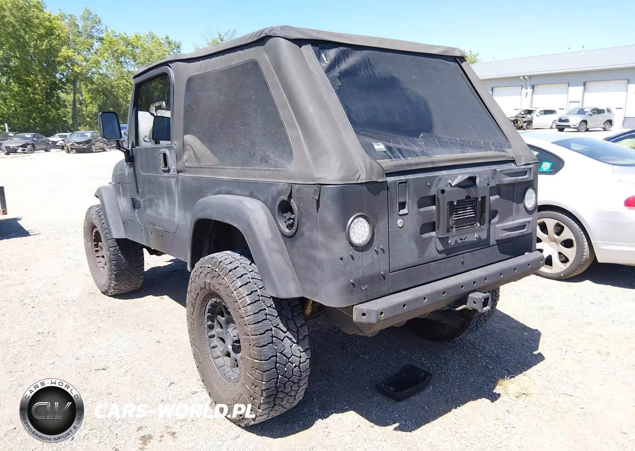 2005 Jeep Wrangler Unlimited VIN:1J4FA44S85P324638 - 3