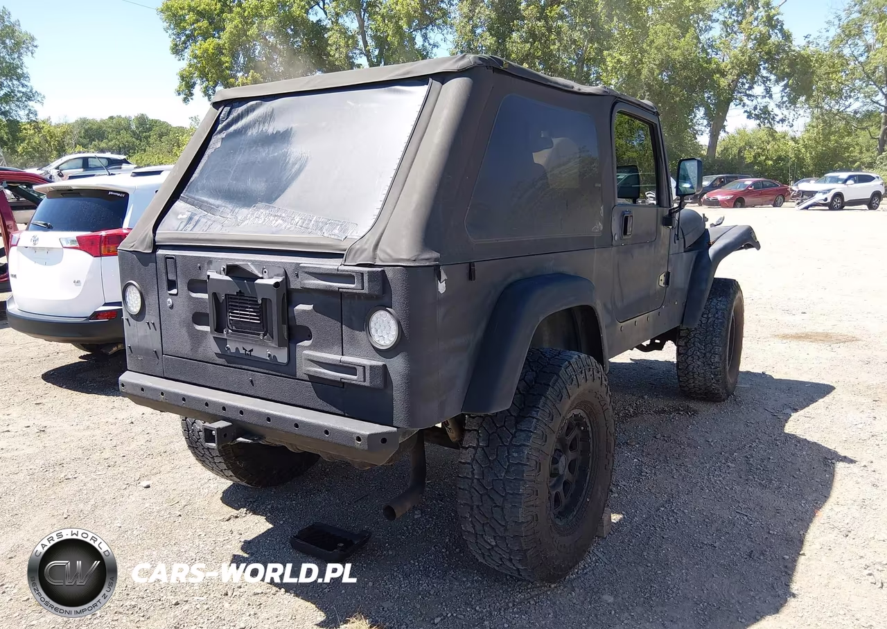 2005 Jeep Wrangler Unlimited VIN:1J4FA44S85P324638 - 4