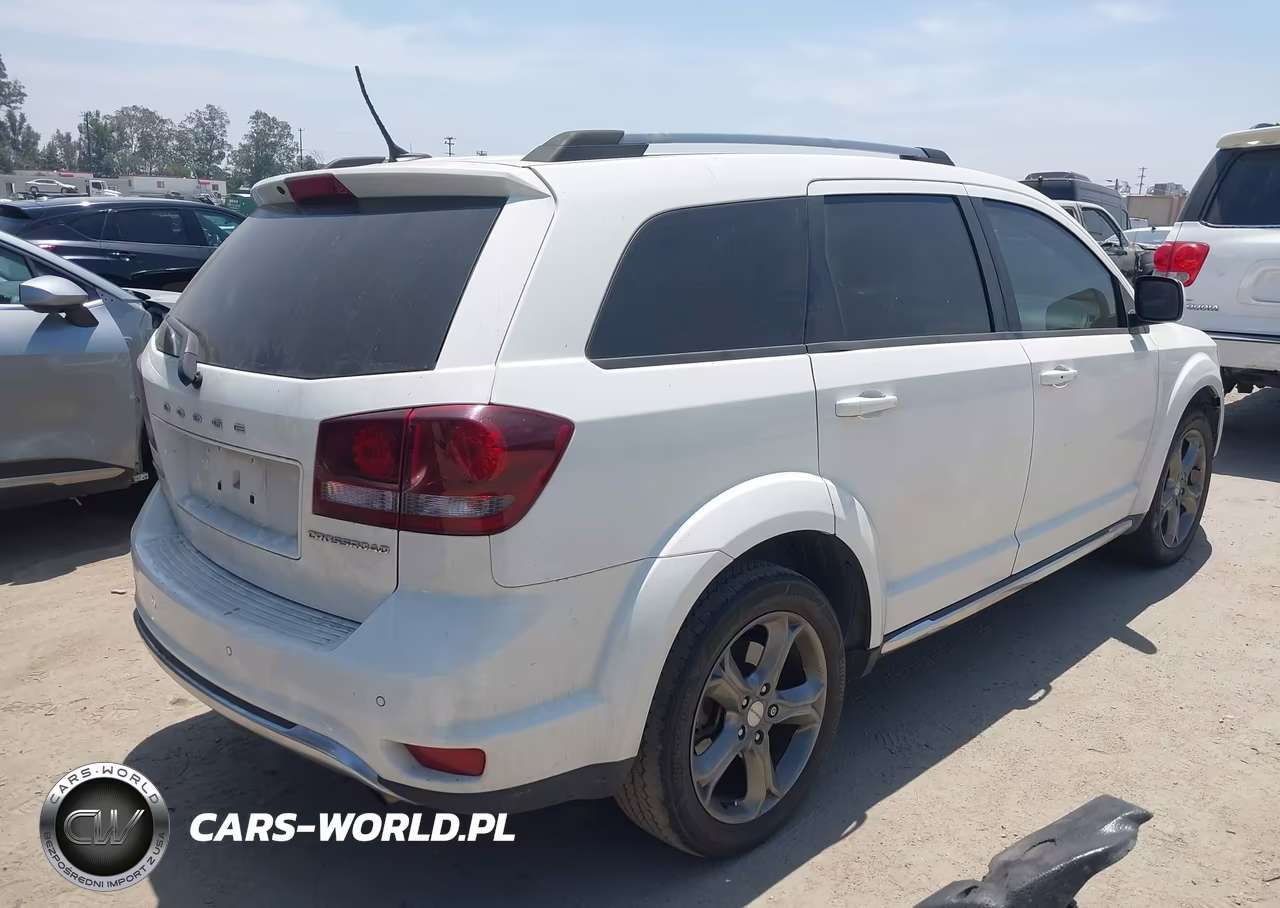 2015 Dodge Journey Crossroad VIN:3C4PDCGB9FT584454 - 4