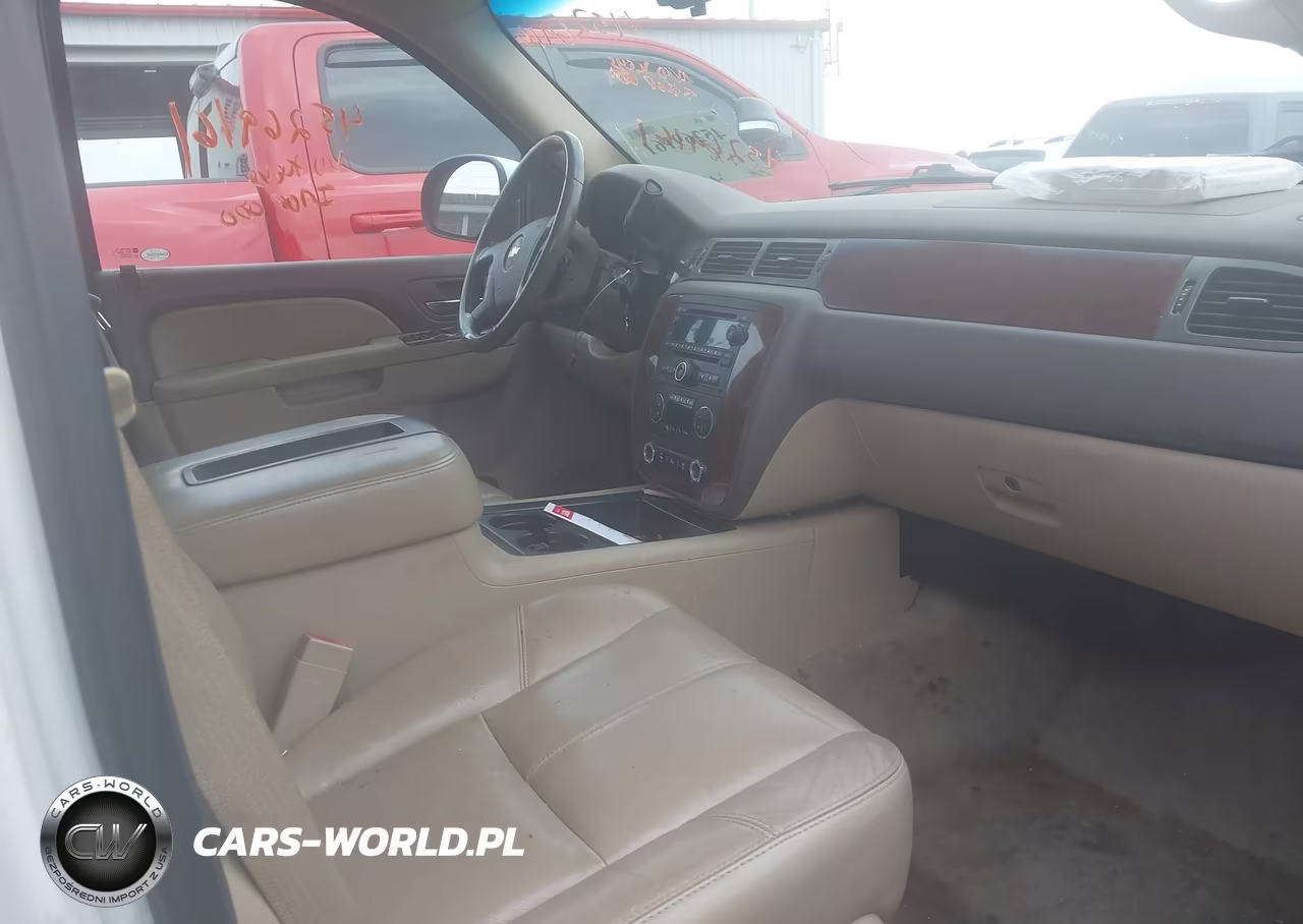 2012 Chevrolet Tahoe Lt VIN:1GNSKBE07CR124801 - 5