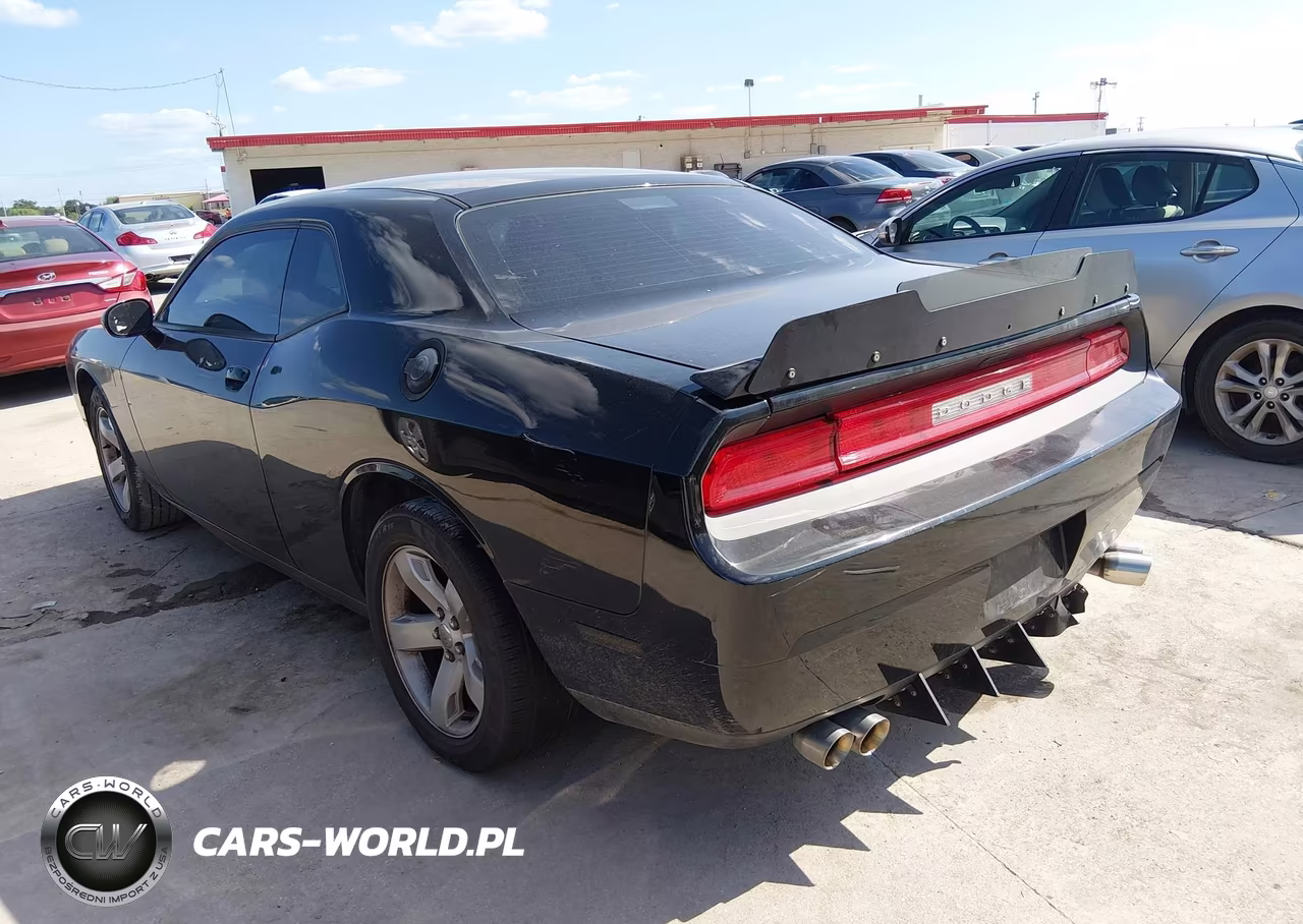 2014 Dodge Challenger Sxt VIN:2C3CDYAG3EH110981 - 3