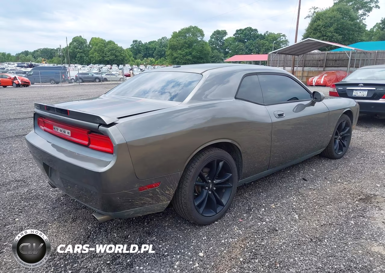 2010 Dodge Challenger Se VIN:2B3CJ4DV5AH102772 - 4