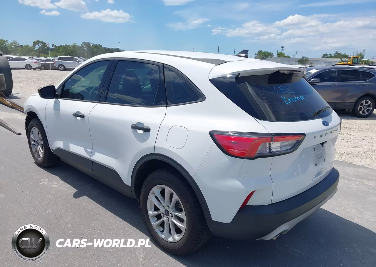 2022 Ford Escape S VIN:1FMCU0F66NUB56746 - 3