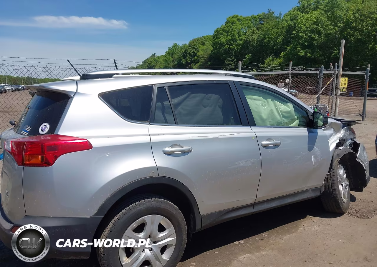 2015 Toyota Rav4 Le VIN:JTMBFREV3FJ048594 - 13