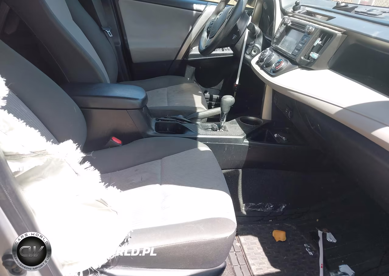2015 Toyota Rav4 Le VIN:JTMBFREV3FJ048594 - 5
