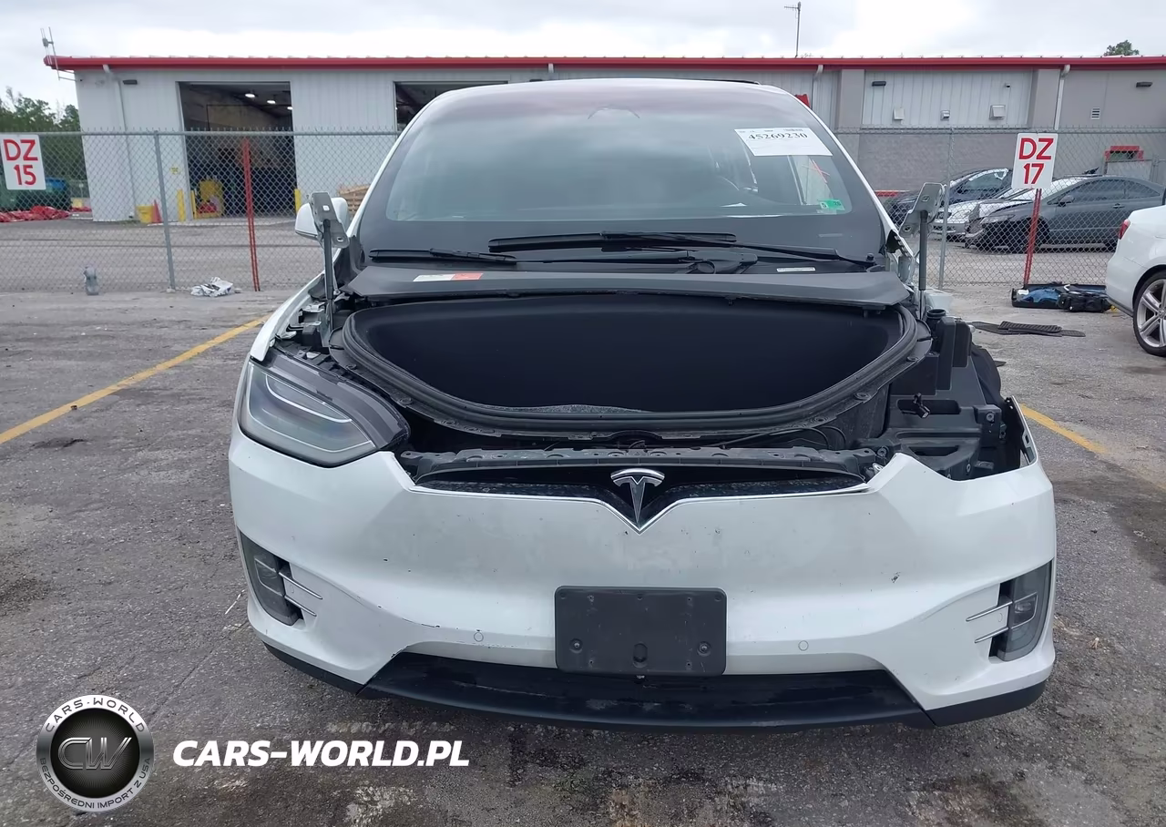 2020 Tesla Model X Long Range Dual Motor All-Wheel Drive-Long Range Plus Dual Motor All-Wheel Drive VIN:5YJXCAE23LF232653 - 11