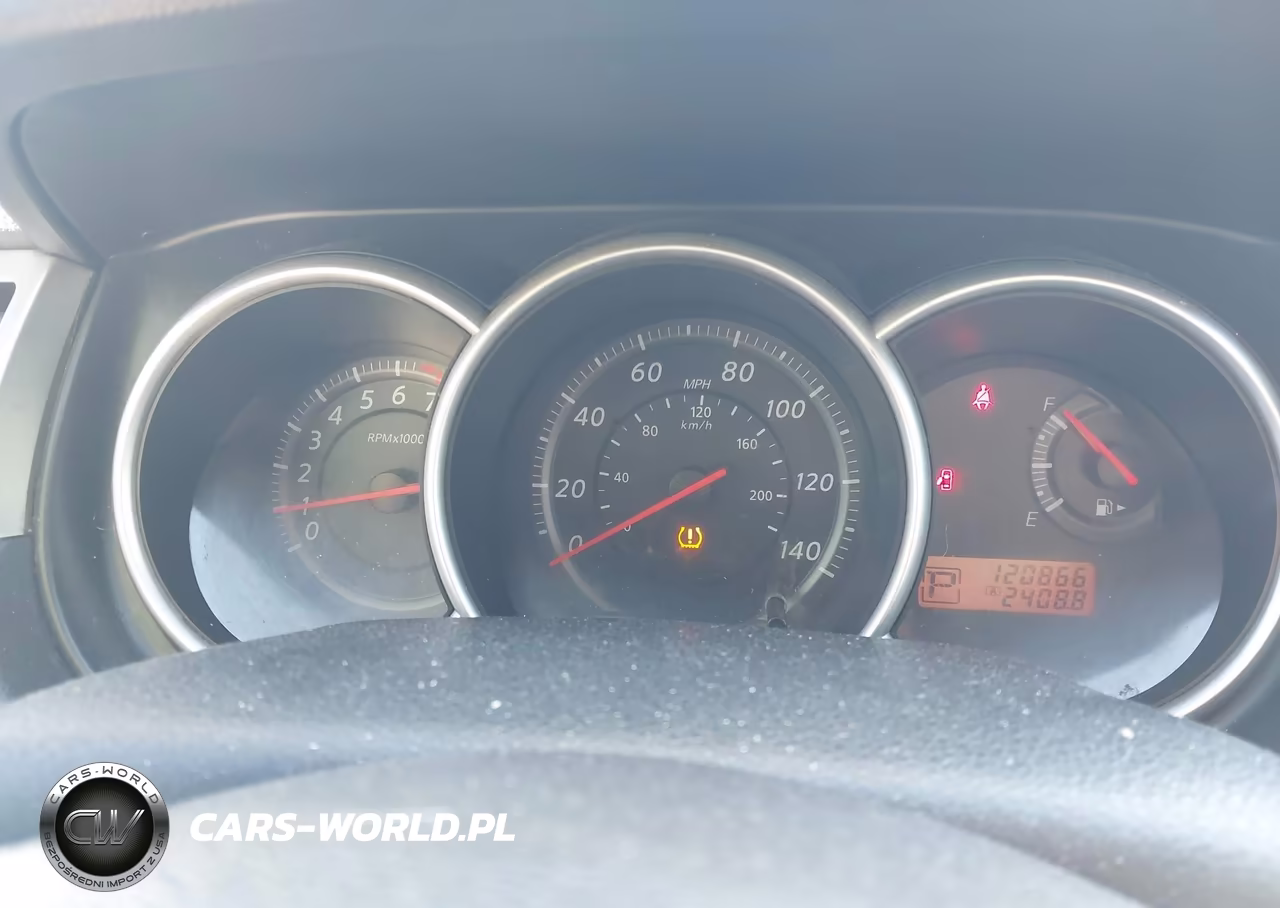 2010 Nissan Versa 1.8S VIN:3N1BC1CP8AL416092 - 7