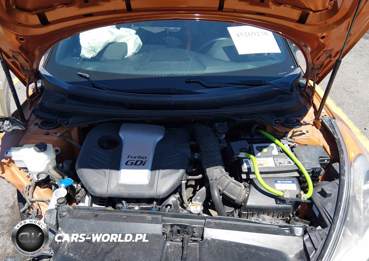 2016 Hyundai Veloster Turbo VIN:KMHTC6AE0GU293138 - 10