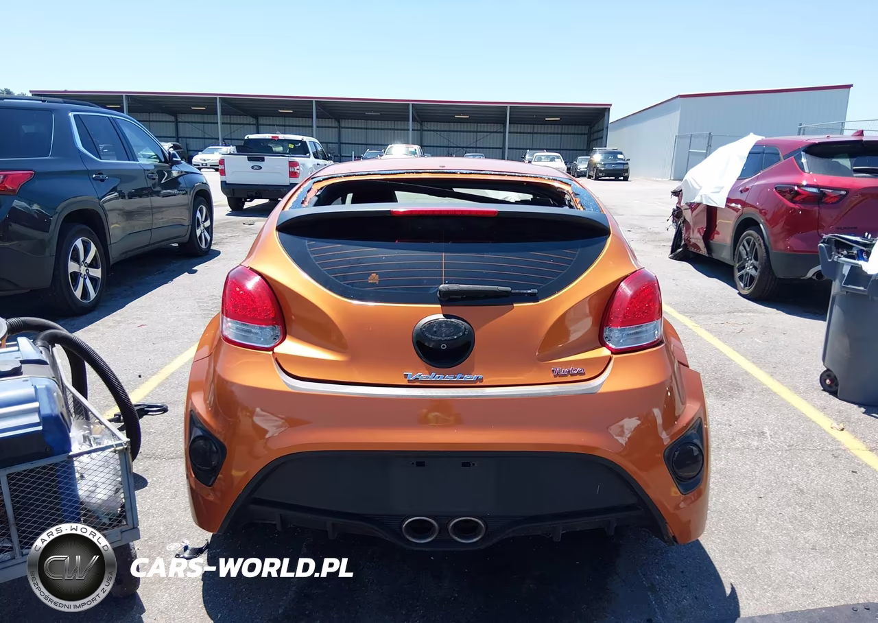 2016 Hyundai Veloster Turbo VIN:KMHTC6AE0GU293138 - 16