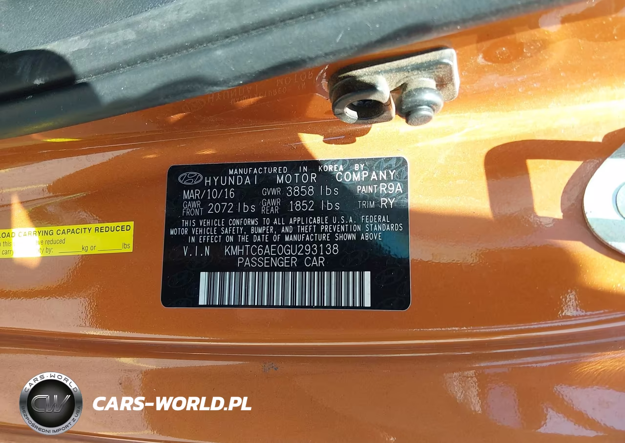 2016 Hyundai Veloster Turbo VIN:KMHTC6AE0GU293138 - 9