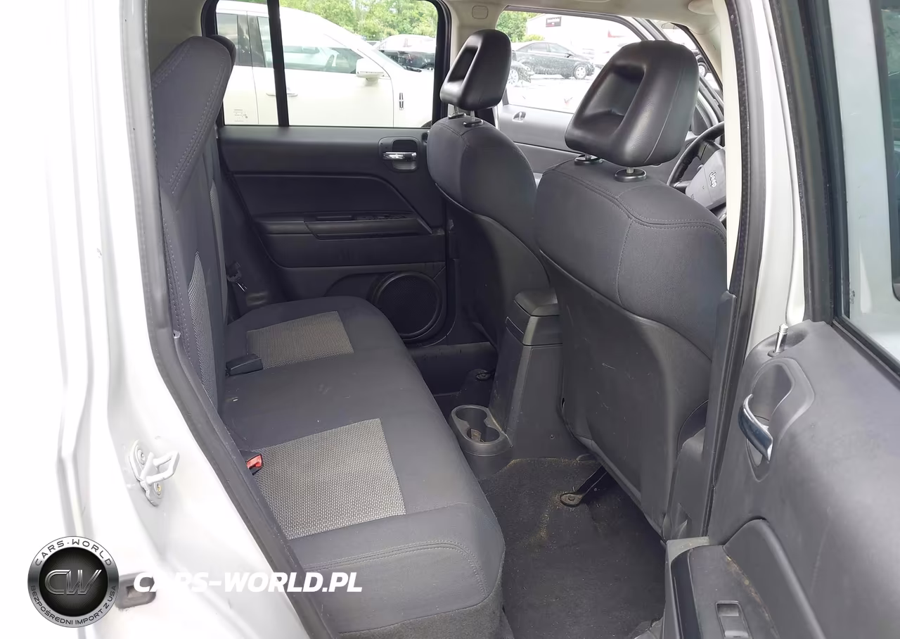 2009 Jeep Patriot Sport VIN:1J4FF28B79D237000 - 8