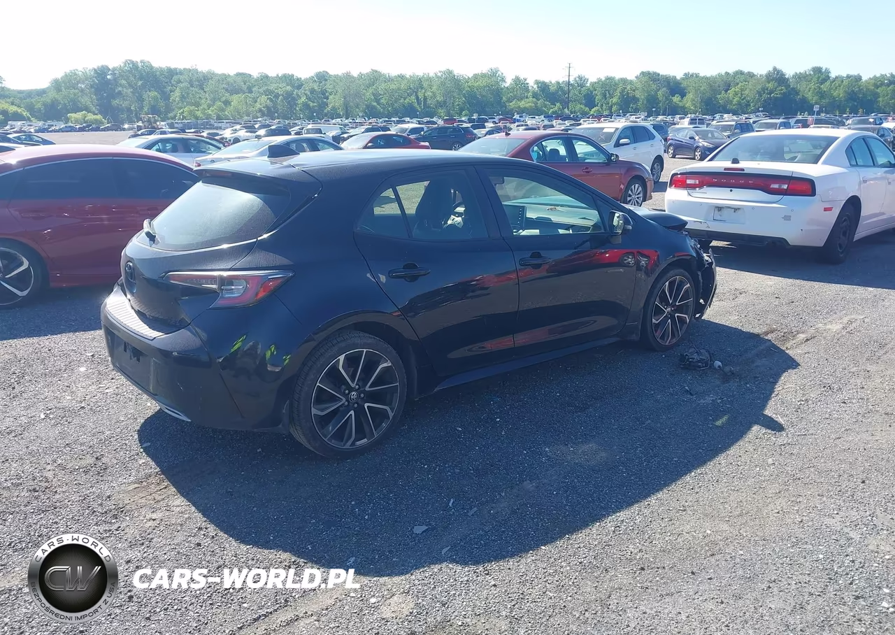 2019 Toyota Corolla Xse VIN:JTNK4RBE9K3020075 - 4