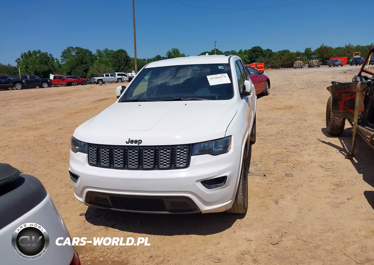 2020 Jeep Grand Cherokee Altitude 4X2 VIN:1C4RJEAG8LC439544 - 12