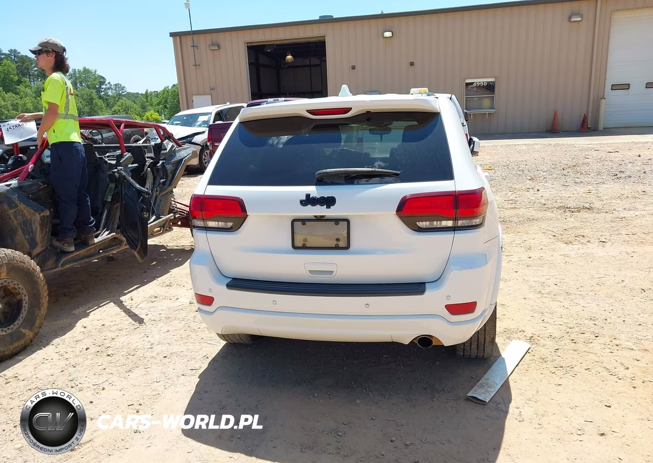 2020 Jeep Grand Cherokee Altitude 4X2 VIN:1C4RJEAG8LC439544 - 16