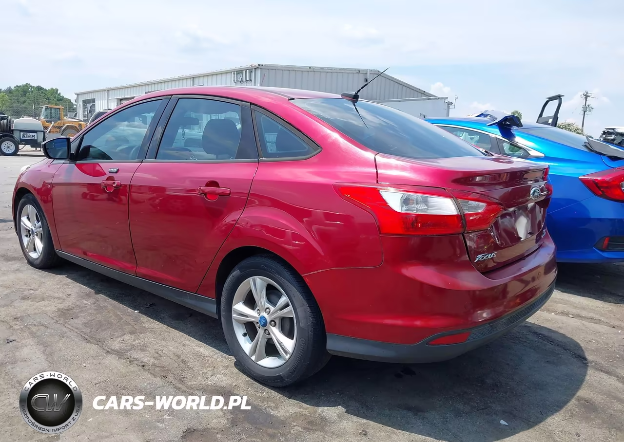 2013 Ford Focus Se VIN:1FADP3F27DL225453 - 3