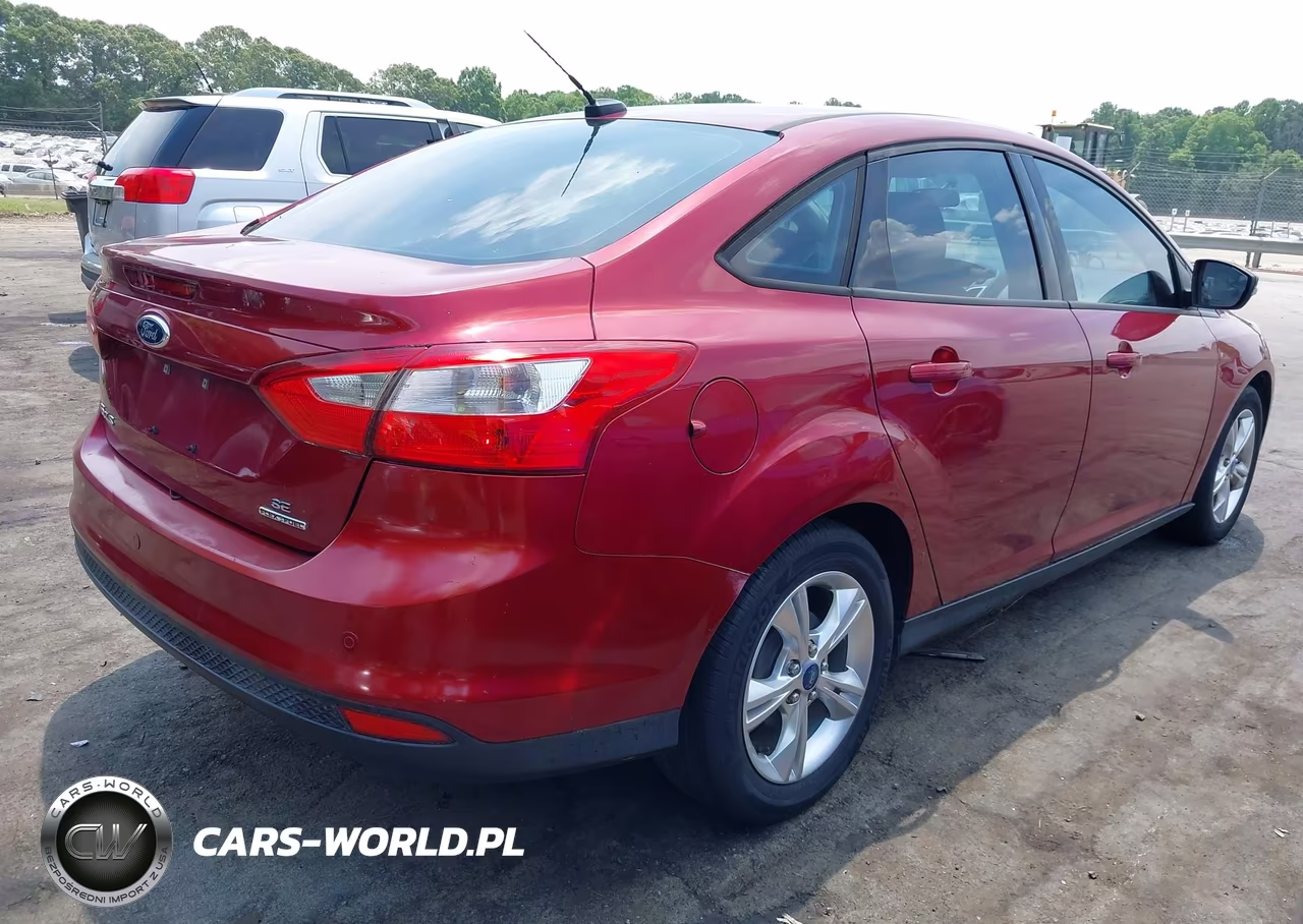 2013 Ford Focus Se VIN:1FADP3F27DL225453 - 4