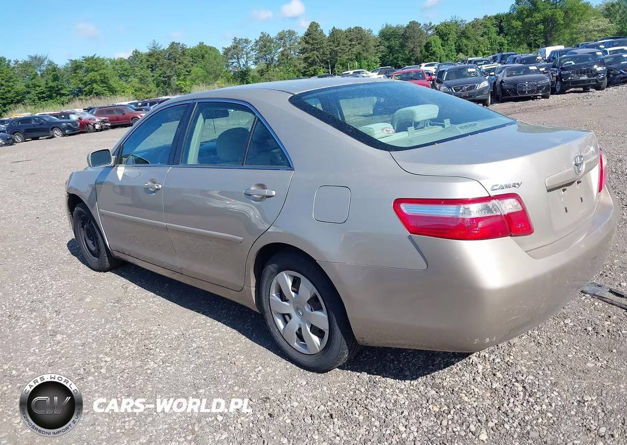 2007 Toyota Camry Le VIN:4T1BE46K47U081304 - 3