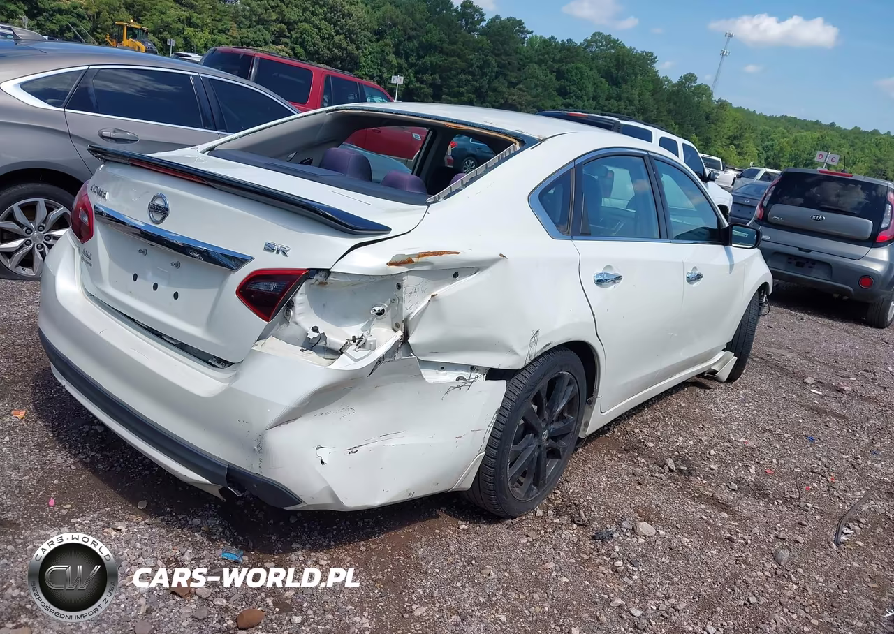 2017 Nissan Altima 2.5 Sr VIN:1N4AL3AP0HC194313 - 4