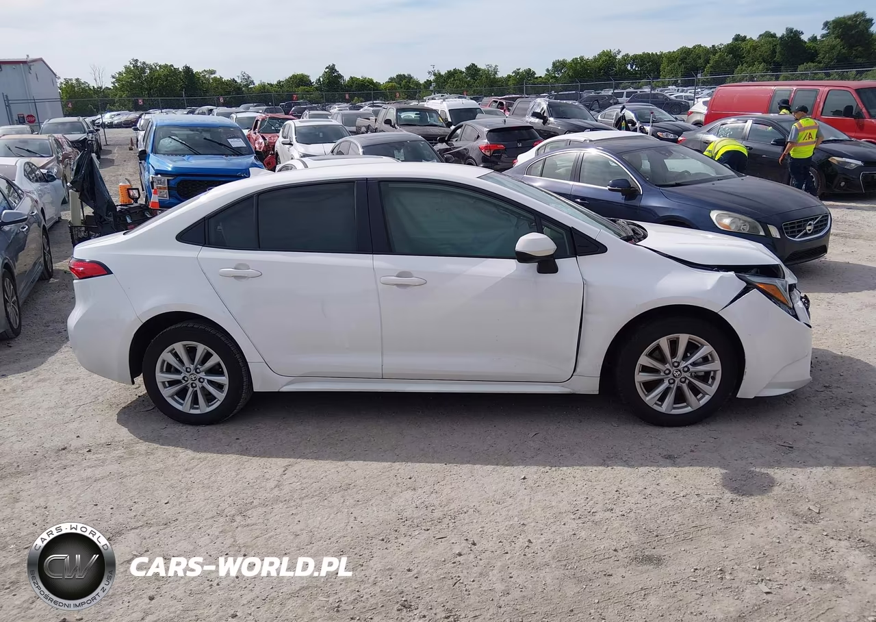 2024 Toyota Corolla Hybrid Le VIN:JTDBCMFE5R3050544 - 14