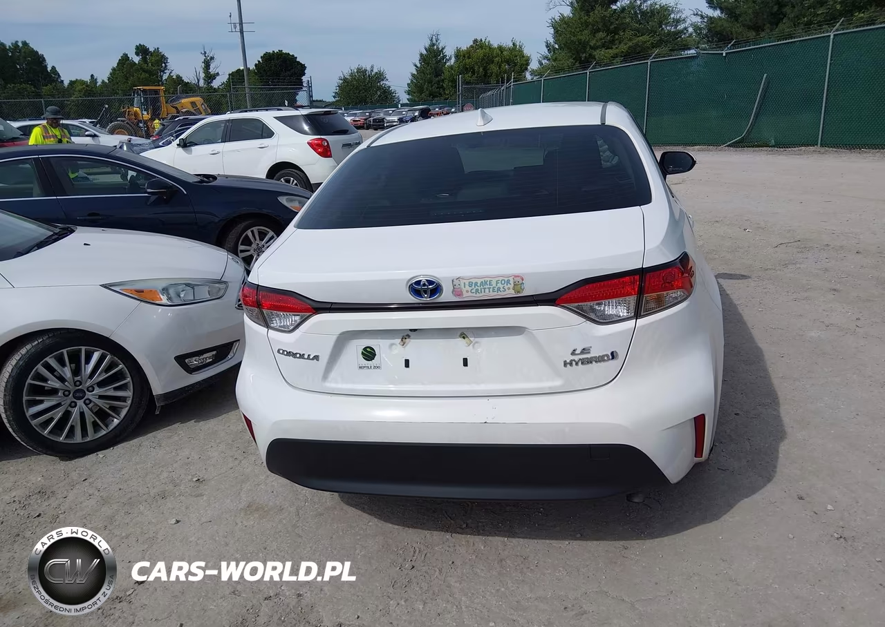 2024 Toyota Corolla Hybrid Le VIN:JTDBCMFE5R3050544 - 17
