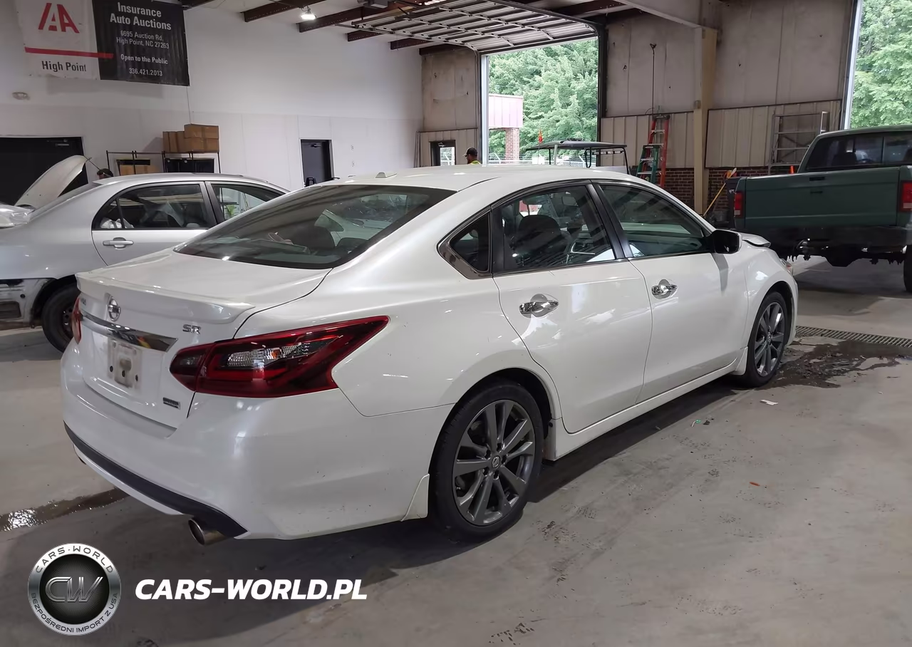2018 Nissan Altima 2.5 Sr VIN:1N4AL3AP6JC225621 - 4