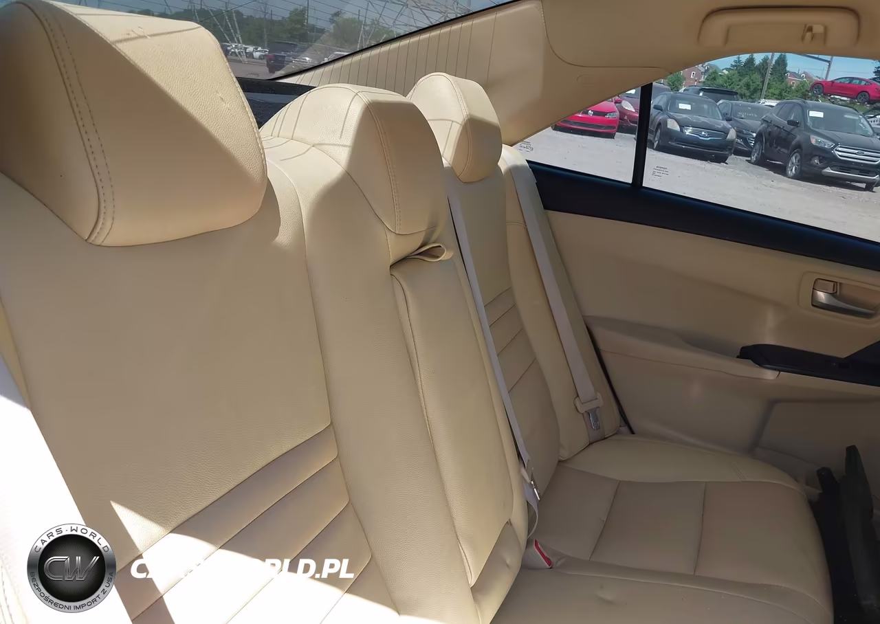 2015 Toyota Camry Le VIN:4T1BF1FK4FU925285 - 8