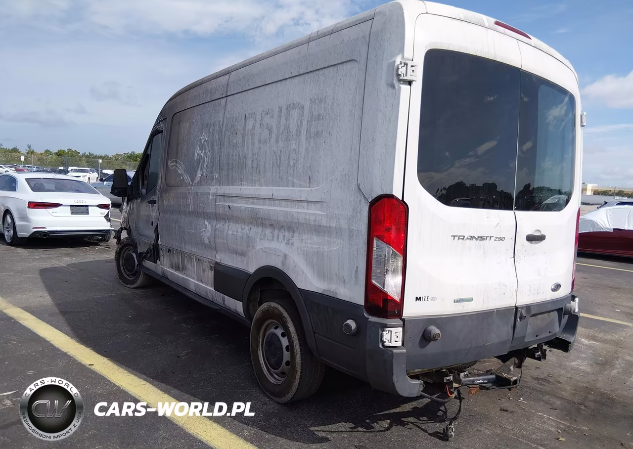 2015 Ford Transit T-250 Srw Utility - Service Van VIN:1FTYR2CGXFKA06074 - 3