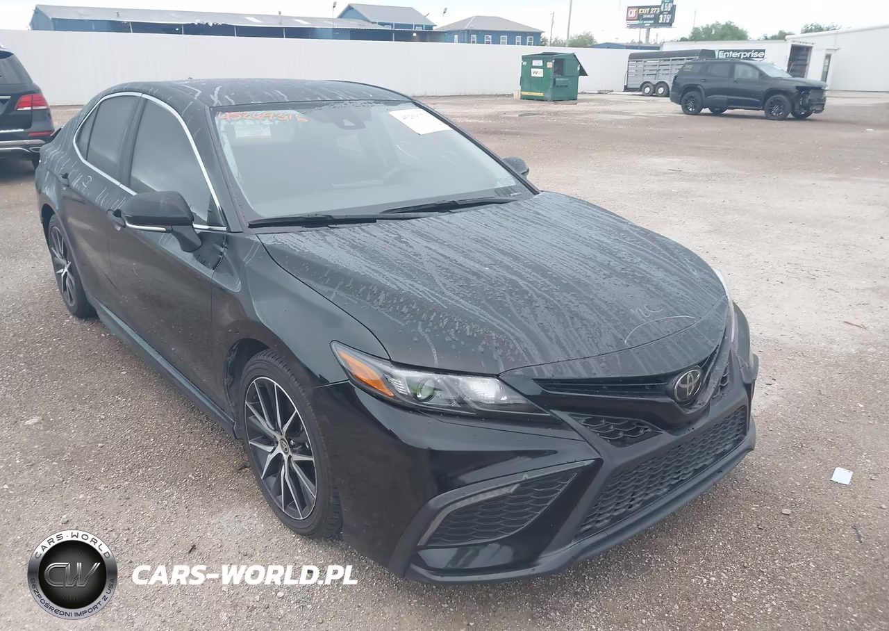 2022 Toyota Camry Se – zdjęcie 1 z 16