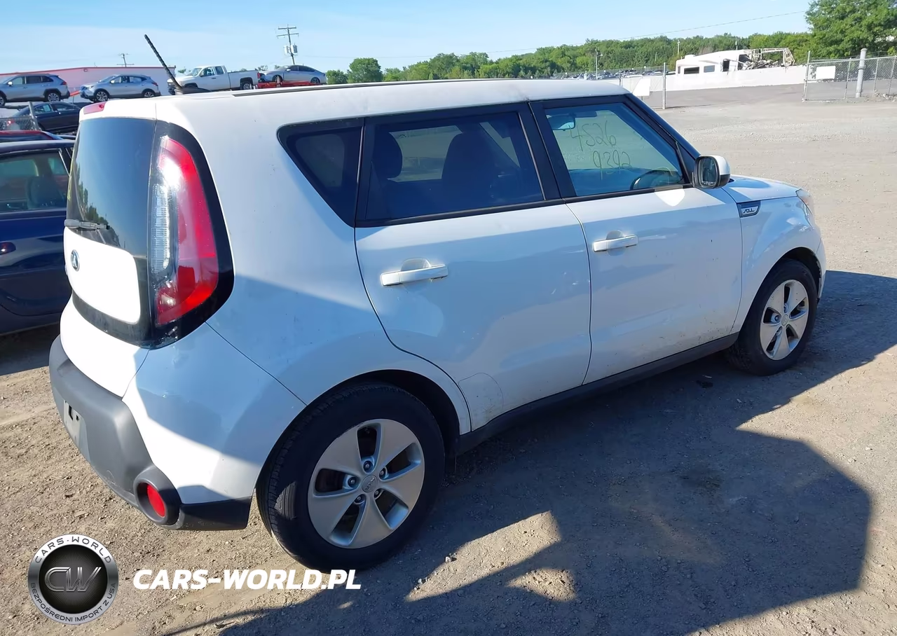 2016 Kia Soul VIN:KNDJN2A25G7392203 - 4