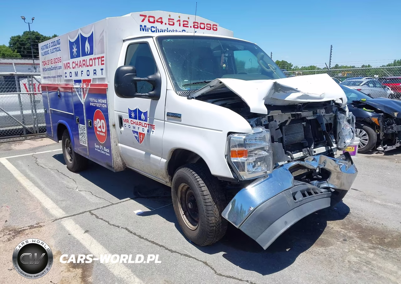 2022 Ford E-350 Cutaway – zdjęcie 1 z 14