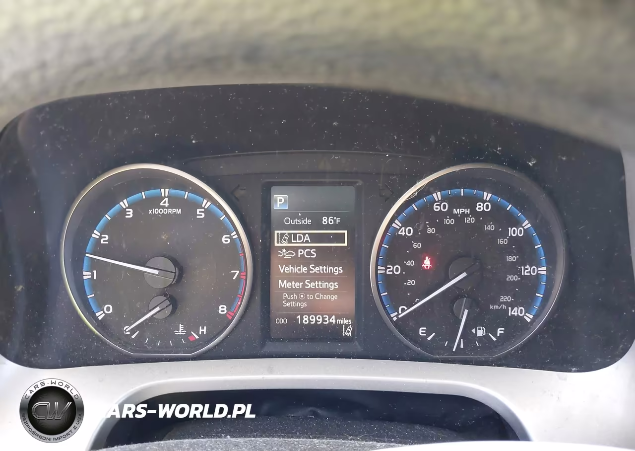 2017 Toyota Rav4 Le VIN:2T3BFREVXHW640644 - 7