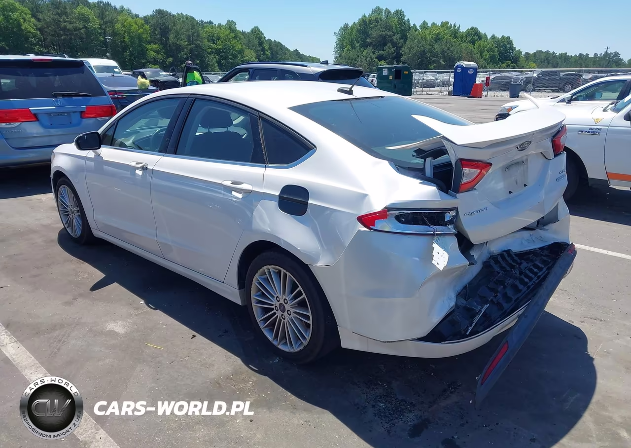 2015 Ford Fusion Se VIN:3FA6P0HD7FR232851 - 3