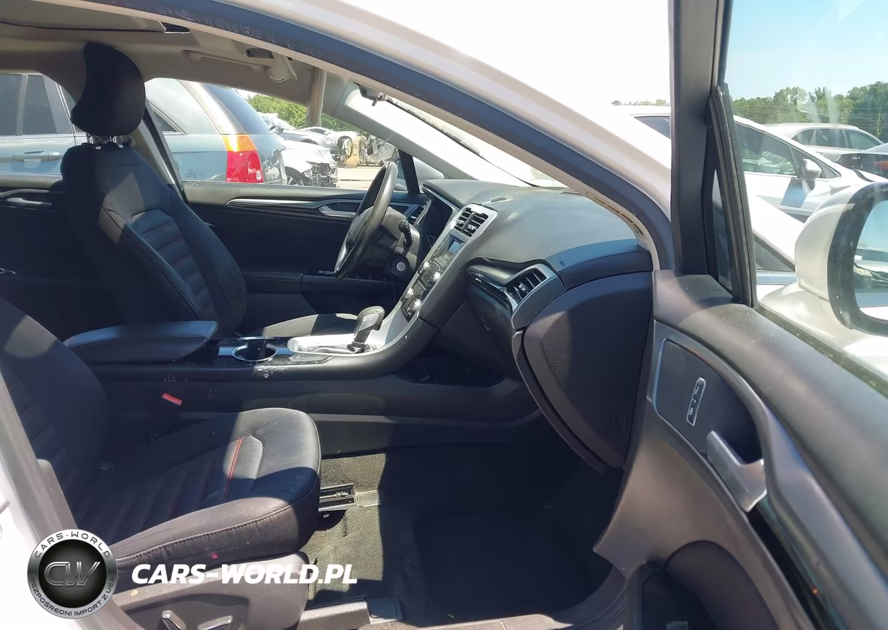 2015 Ford Fusion Se VIN:3FA6P0HD7FR232851 - 5