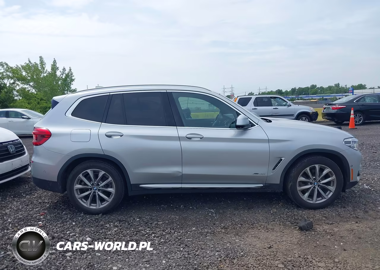 2018 BMW X3 xDrive30I VIN:5UXTR9C59JLD61730 - 13