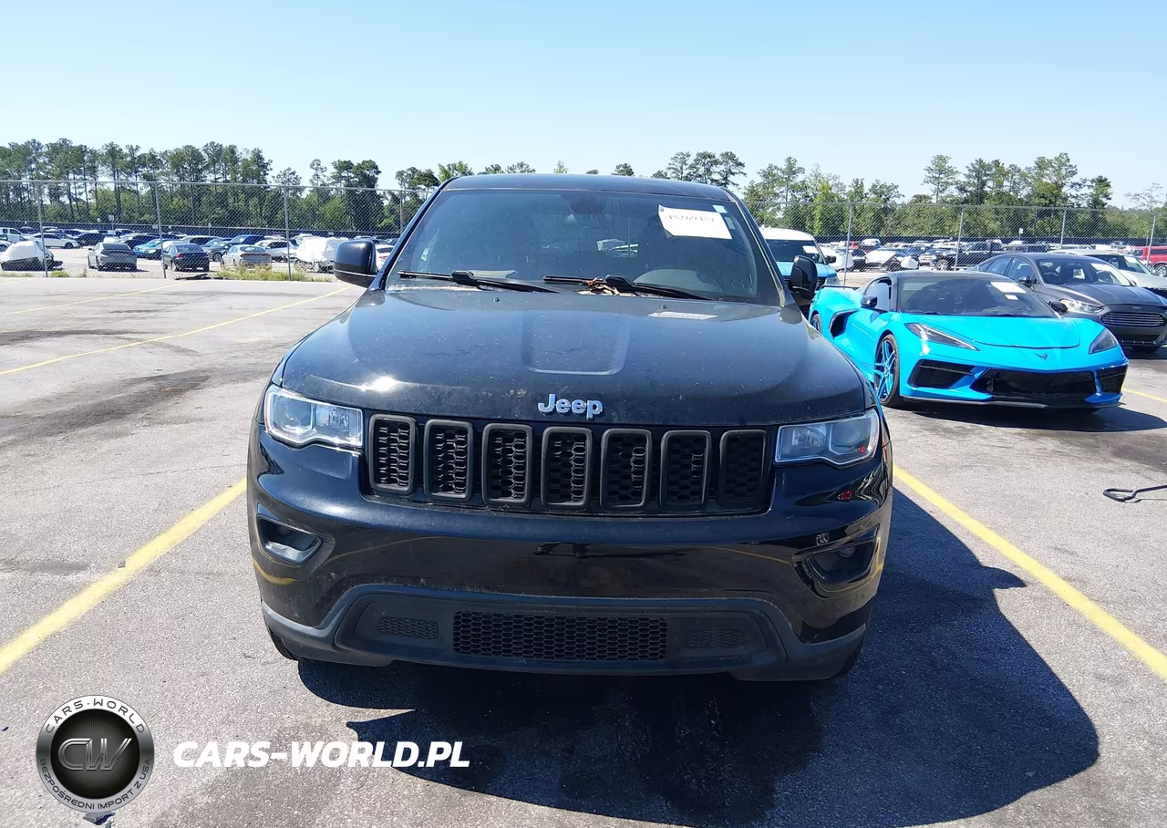 2018 Jeep Grand Cherokee Laredo 4X2 VIN:1C4RJEAG1JC132231 - 12