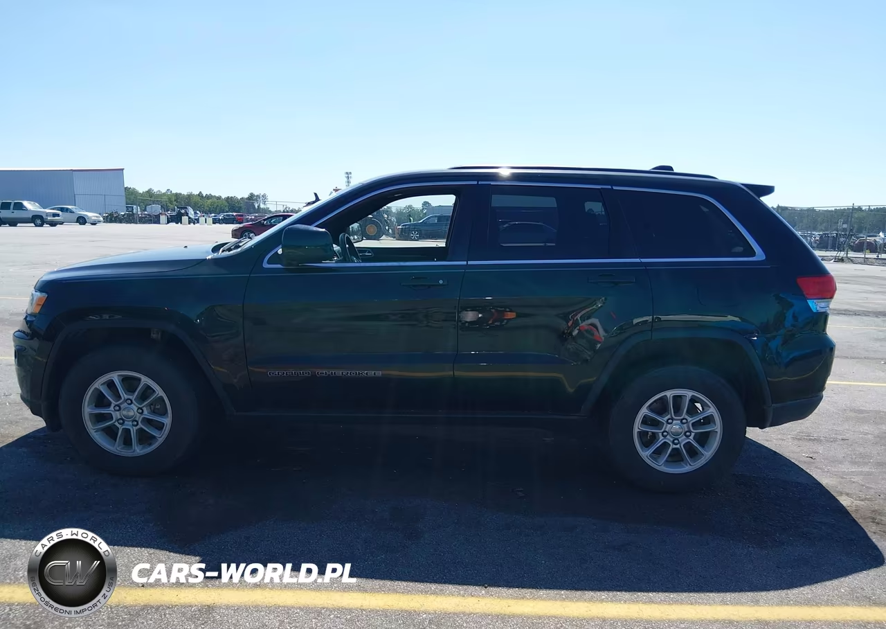2018 Jeep Grand Cherokee Laredo 4X2 VIN:1C4RJEAG1JC132231 - 14