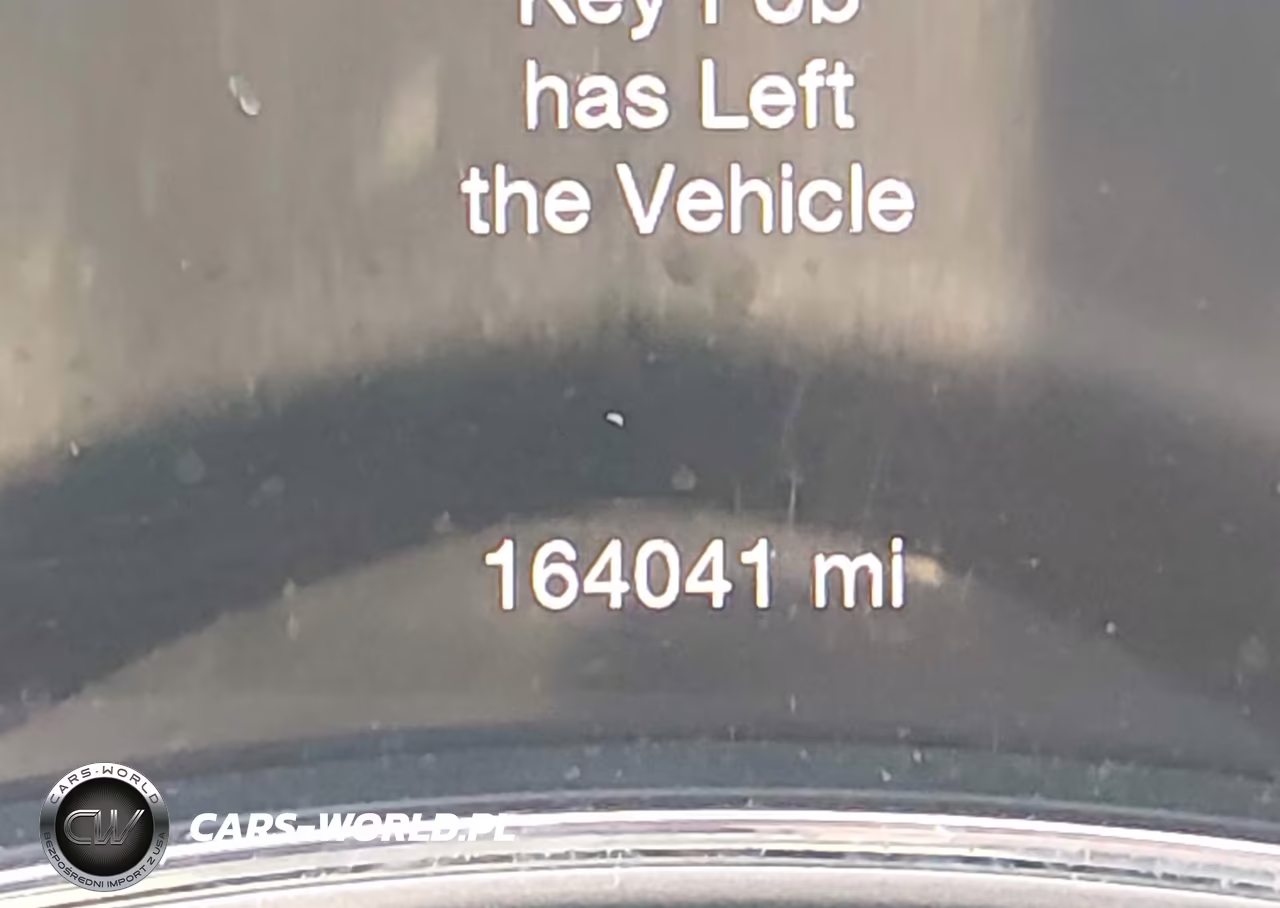 2018 Jeep Grand Cherokee Laredo 4X2 VIN:1C4RJEAG1JC132231 - 15